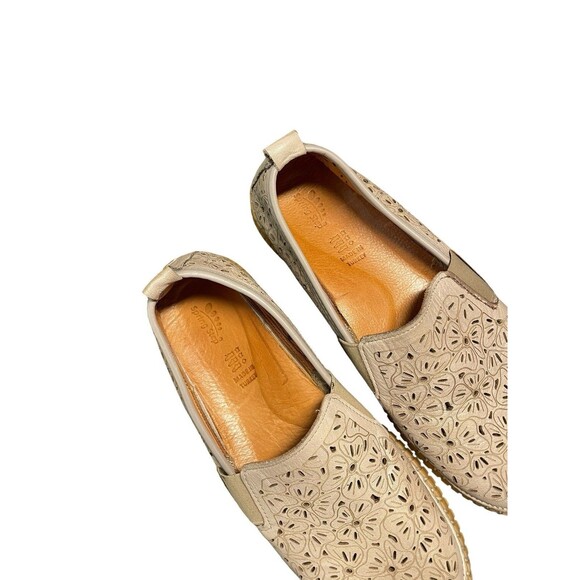 SPRING STEP | JOOKIN SHOES Womens 7 Lightweight Cutout Leather Comfort Loafer - Picture 6 of 9